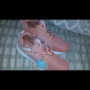 PUMA sneakers coral pink !!‼️💕